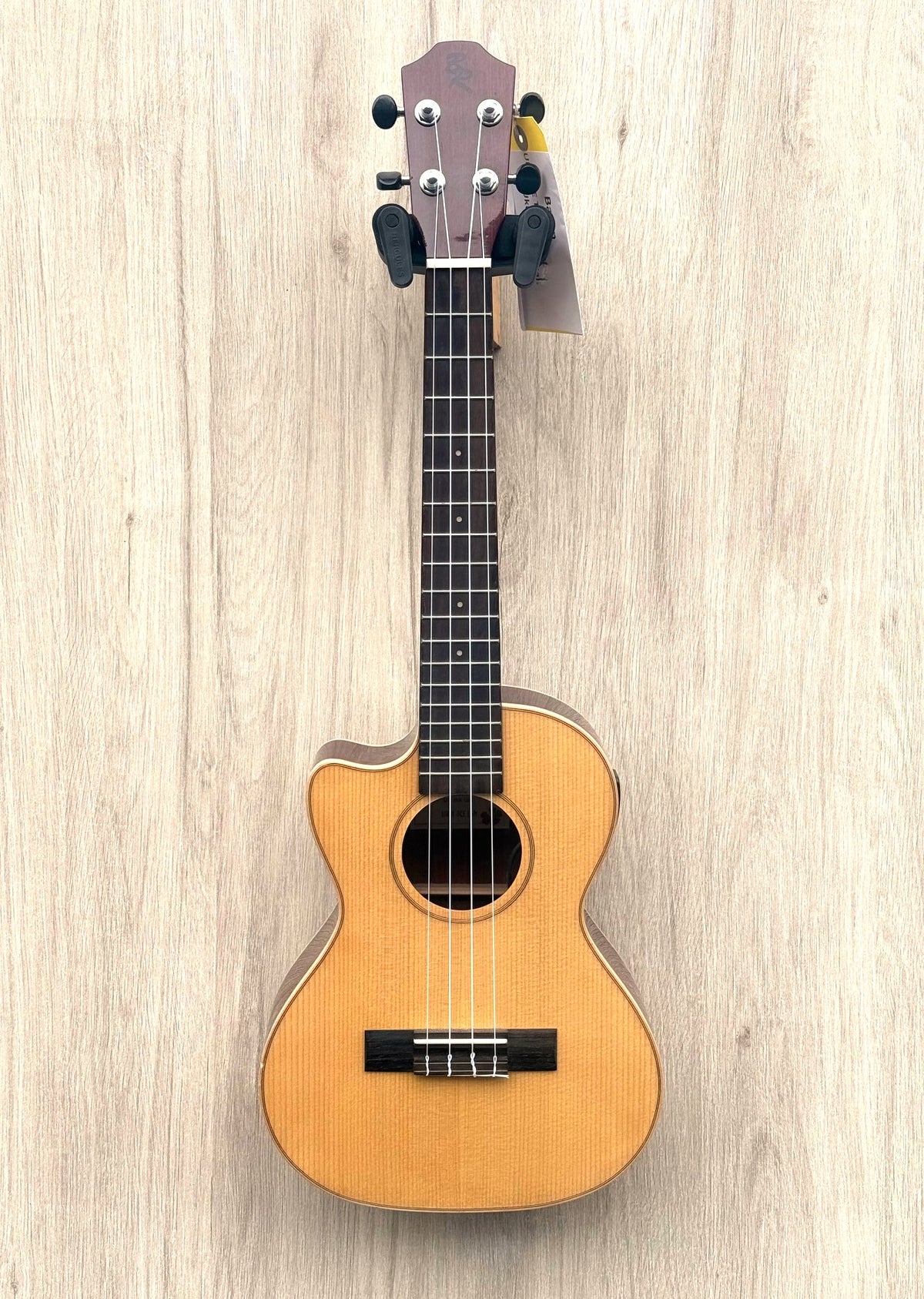 Way Huge UR4TCE Tenor Electro-Acoustic Ukulele Left Hand