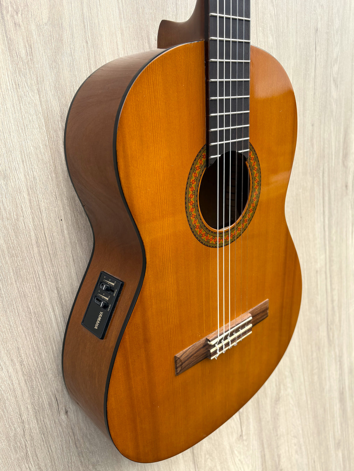 Yamaha CX40 Electro Classic