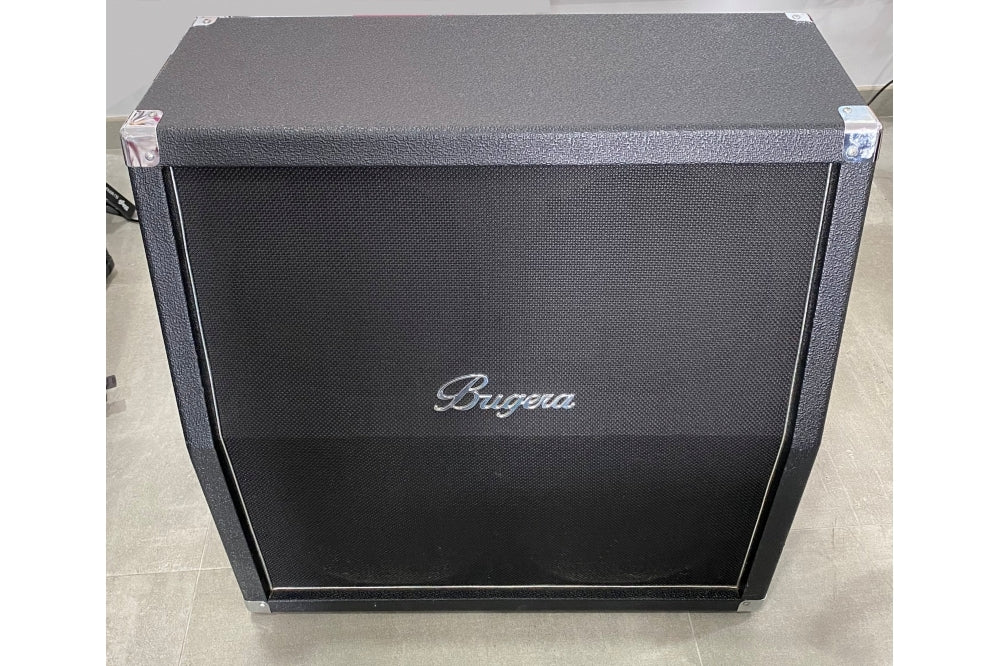 Bugera 412H-BK 4x12 Angled Speaker Cabinet